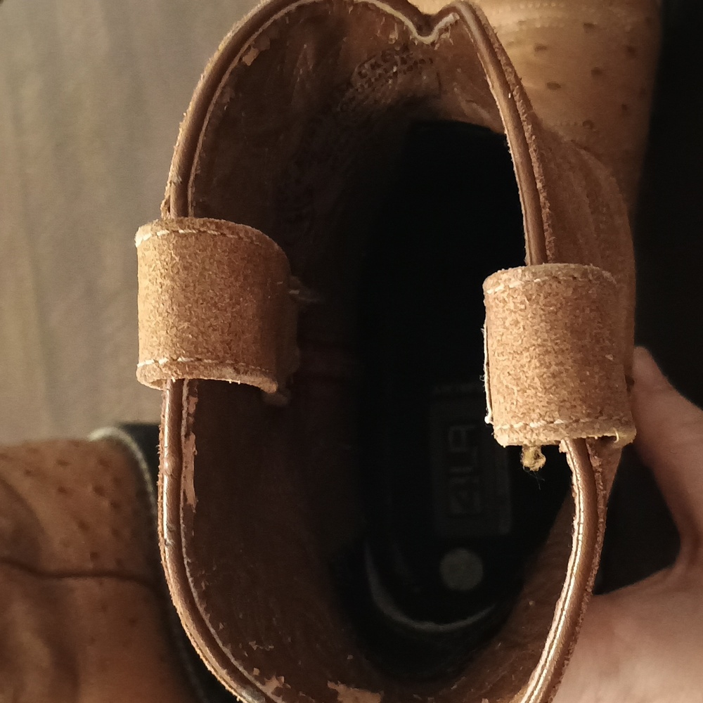 LAST CHANCE Ariat Ostrich Fatbaby Boots - Picture 3 of 7